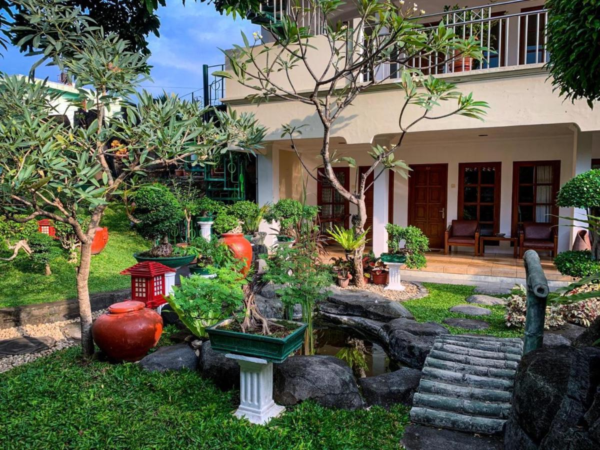 Peti Mas Hotel Yogyakarta Bagian luar foto